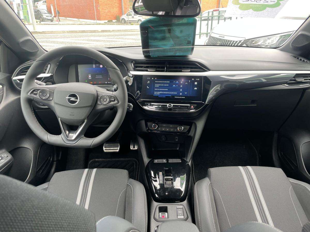 opel-corsa-2025-gasolina-1199cc