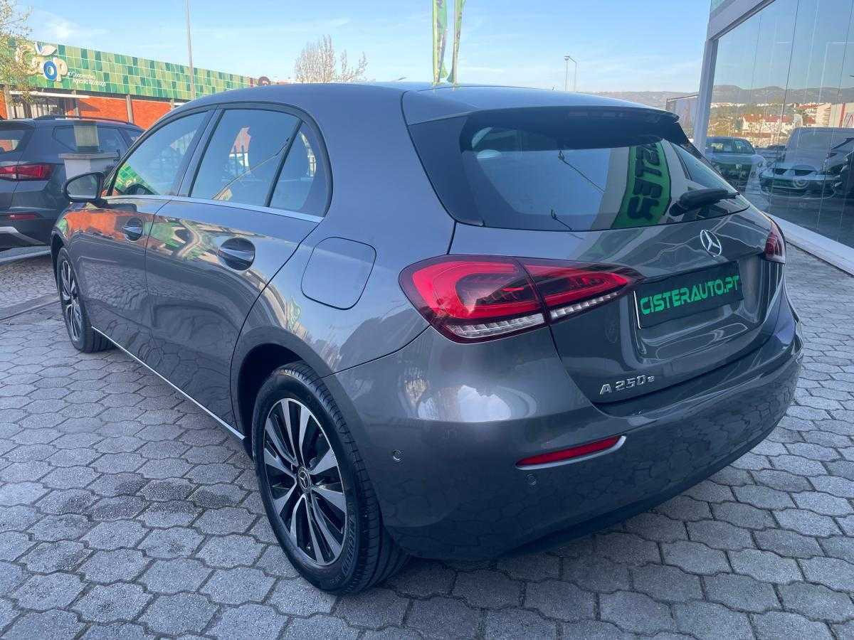 mercedes-benz-classe-a-2021-hibrido-a-gasolina-1332cc