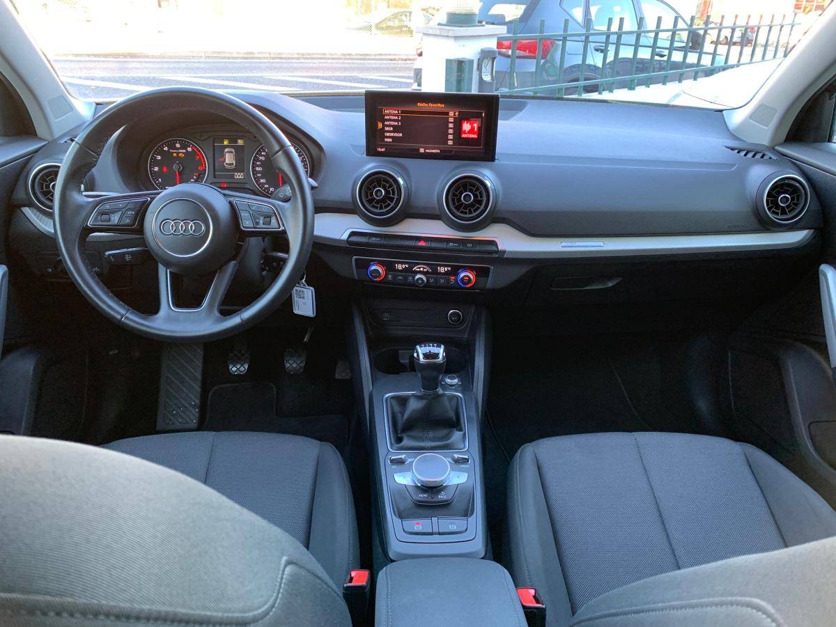 audi-q2-2023-gasolina-999cc