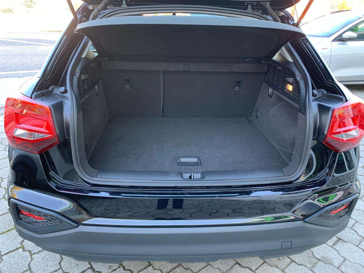 audi-q2-2023-gasolina-999cc