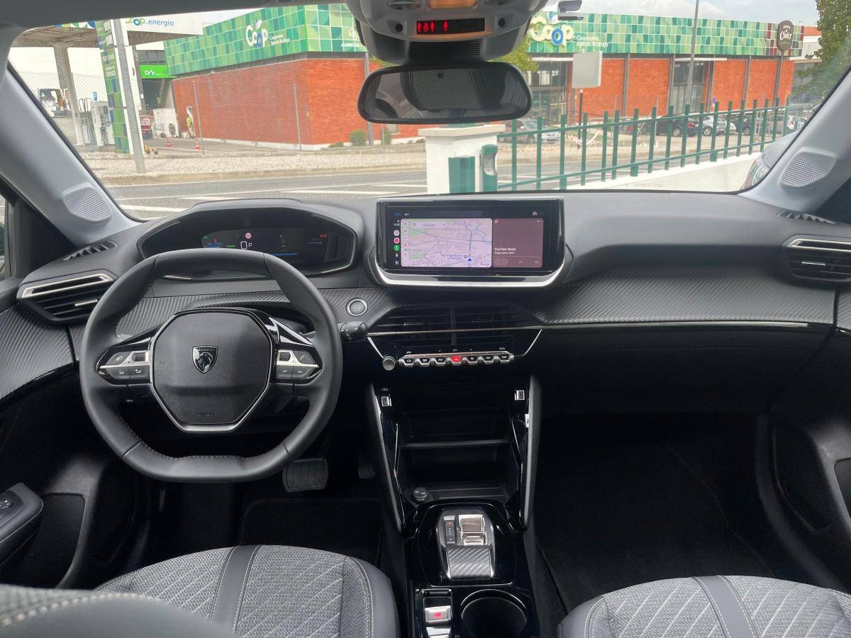 peugeot-208-2025-eletrico-0cc