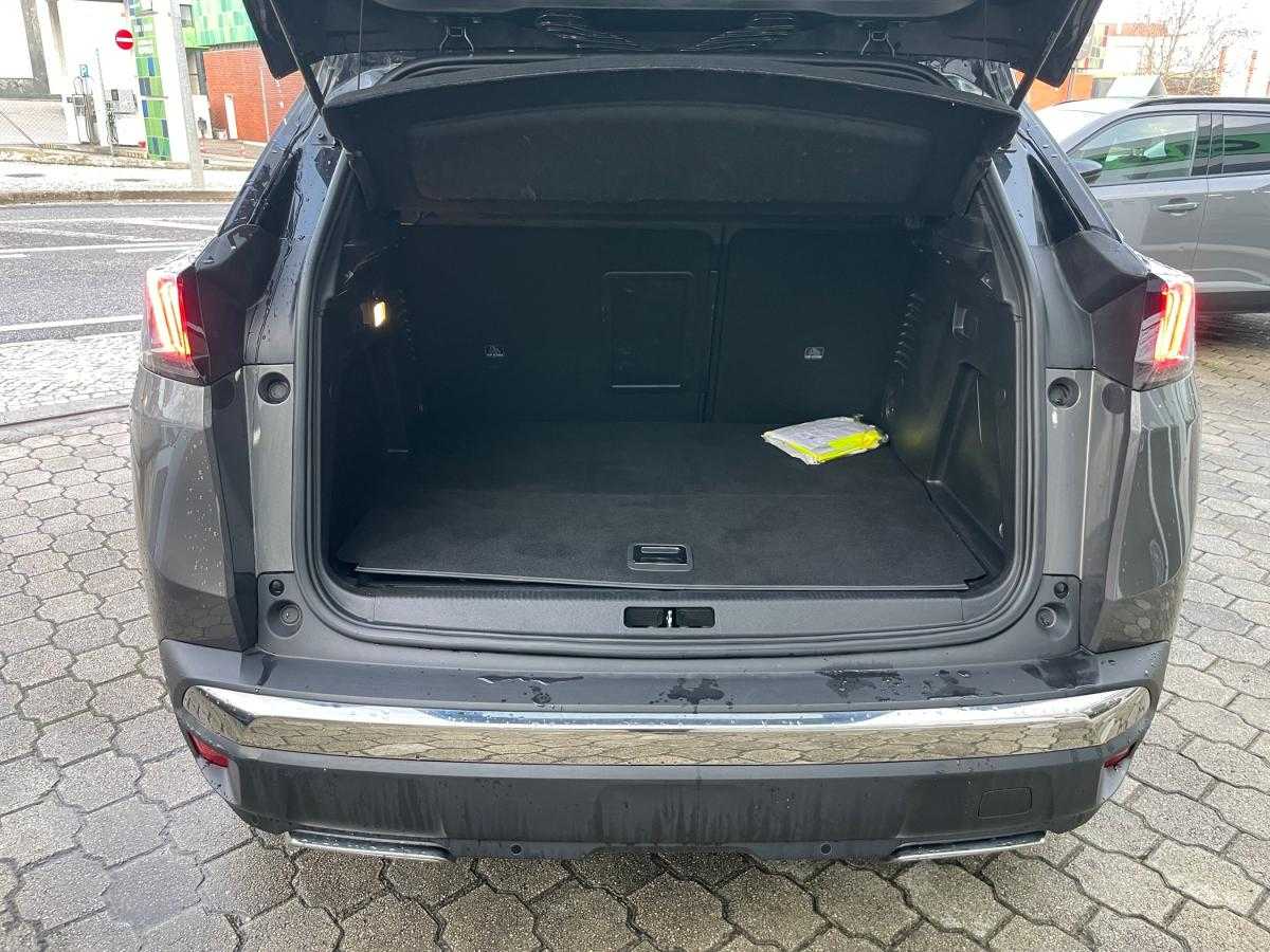 peugeot-3008-2023-hibrido-a-gasolina-1598cc