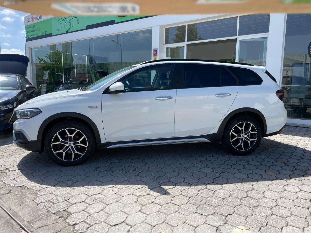 fiat-tipo-station-wagon-2023-gasolina-999cc
