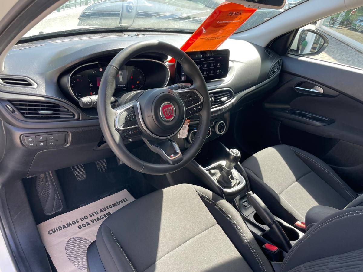 fiat-tipo-station-wagon-2023-gasolina-999cc