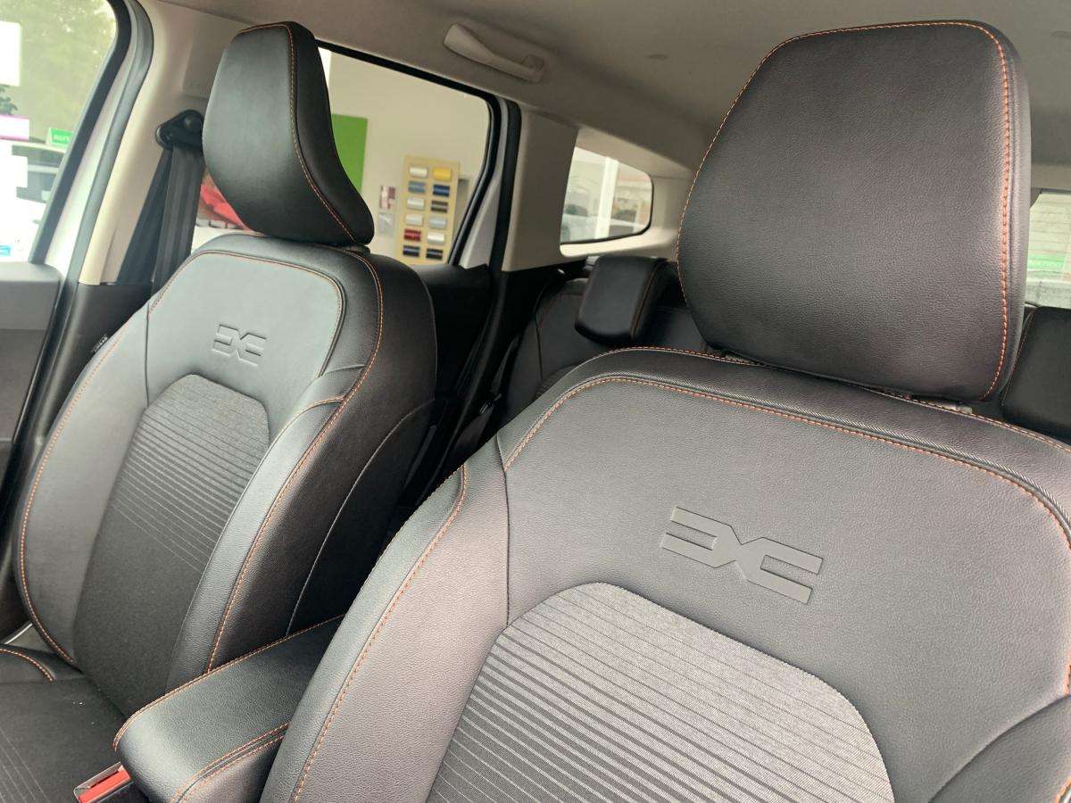 dacia-duster-2023-gasolina-999cc