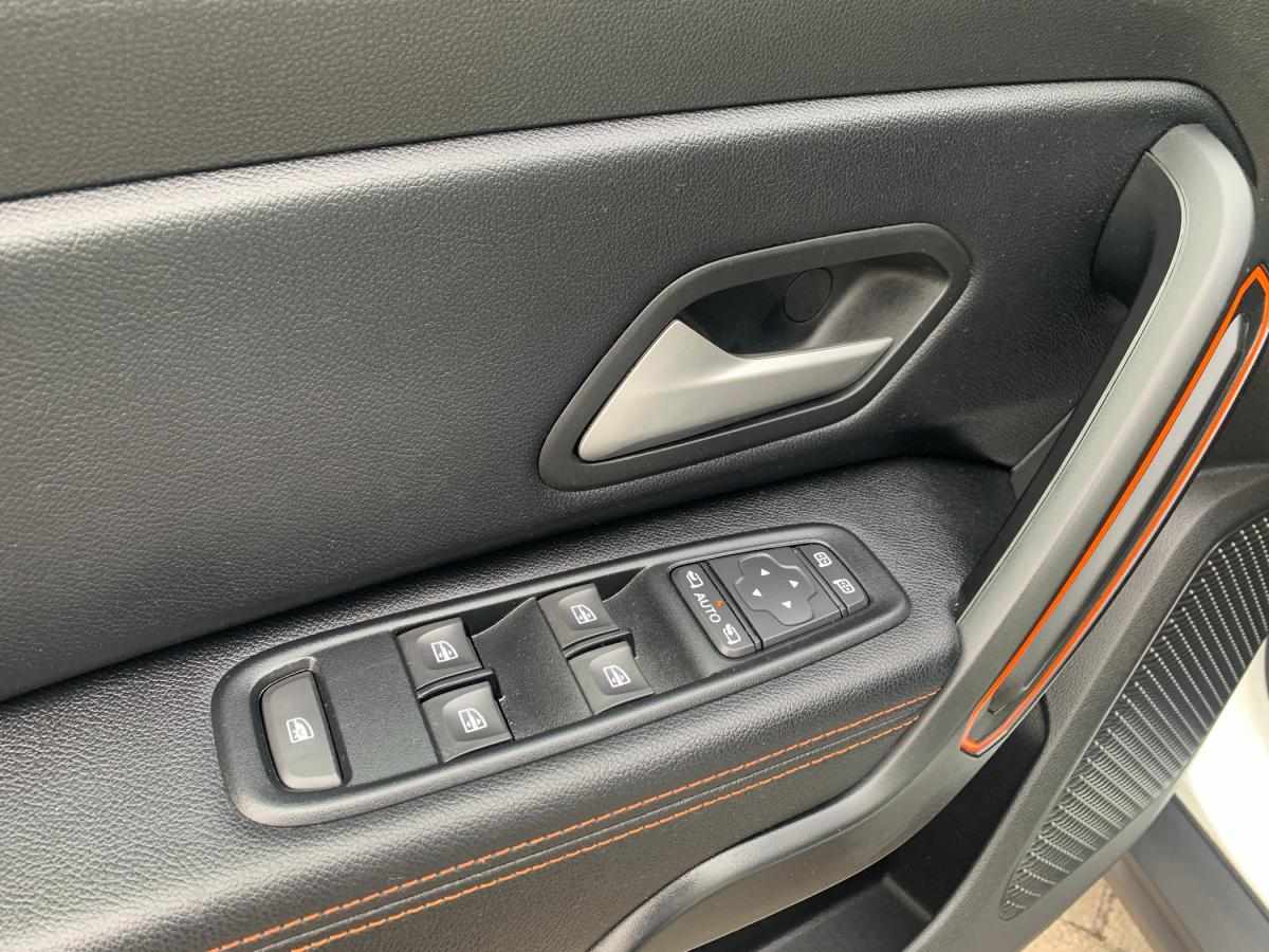 dacia-duster-2023-gasolina-999cc