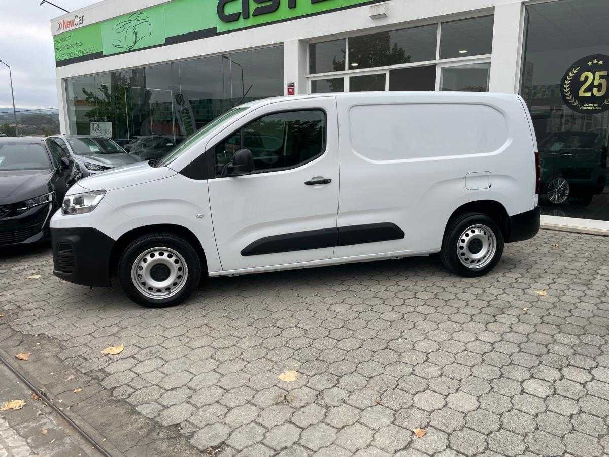 citroen-berlingo-2023-diesel-1499cc