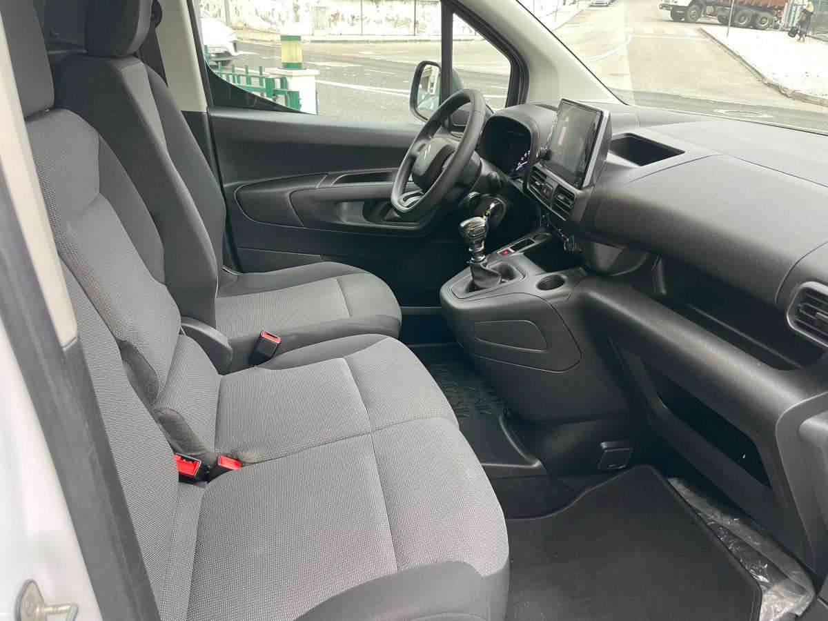 citroen-berlingo-2023-diesel-1499cc