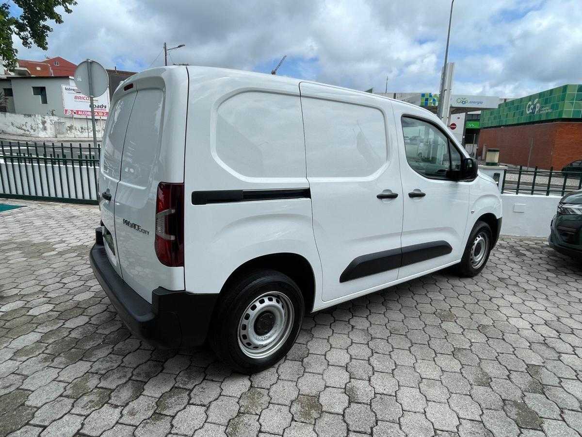 toyota-proace-2022-diesel-1499cc