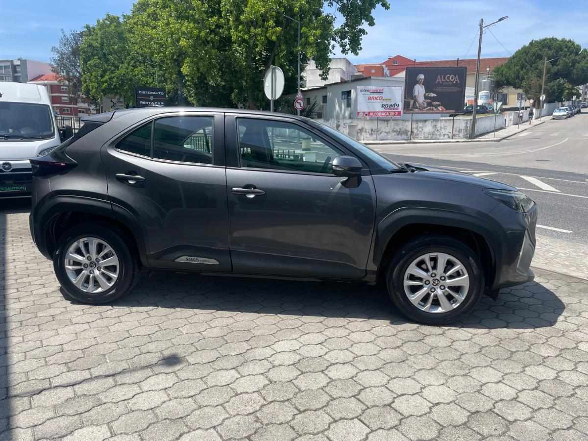 toyota-yaris-cross-2022-hibrido-a-gasolina-1490cc
