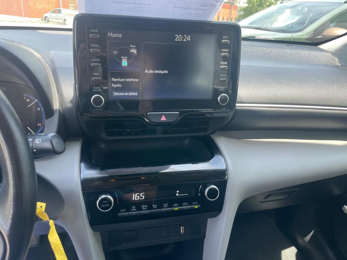 toyota-yaris-cross-2022-hibrido-a-gasolina-1490cc