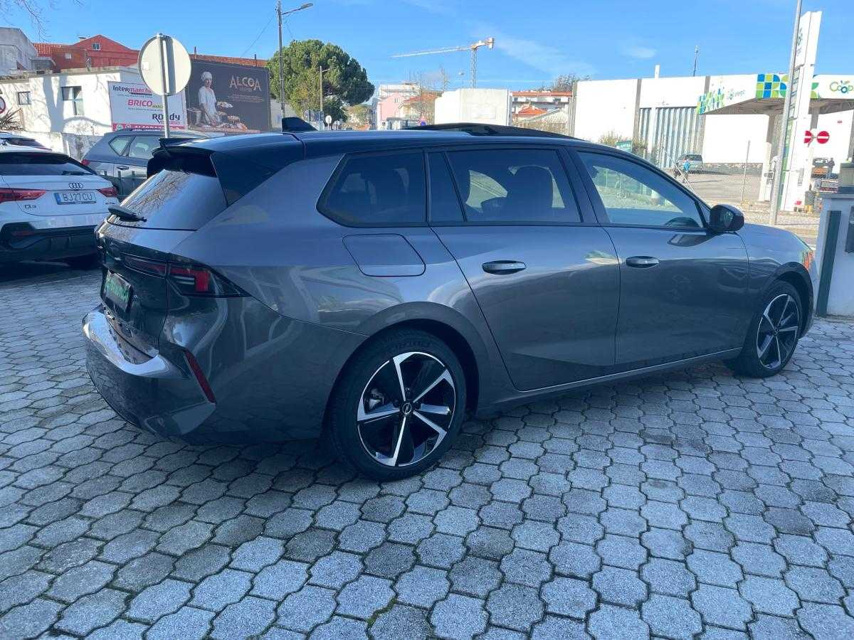 opel-astra-sport-tourer-2024-gasolina-1199cc