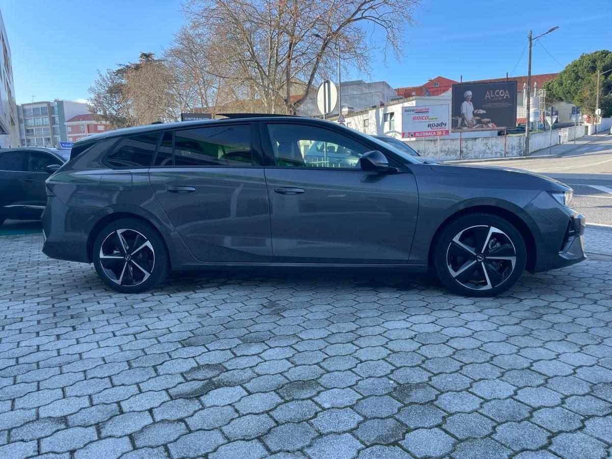 opel-astra-sport-tourer-2024-gasolina-1199cc