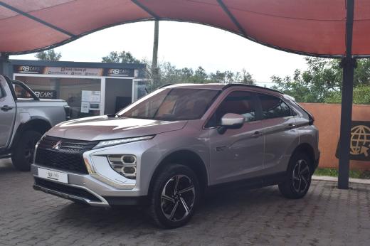 mitsubishi-eclipse-cross-2022-hibrido-a-gasolina-2360cc