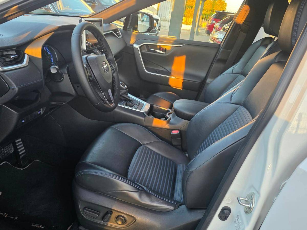 toyota-rav4-2021-hibrido-a-gasolina-2487cc