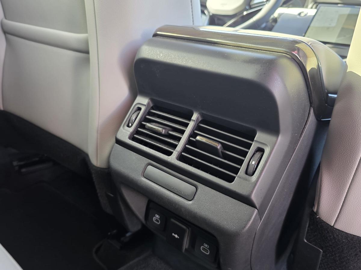 land-rover-range-rover-evoque-2024-hibrido-a-gasolina-1498cc
