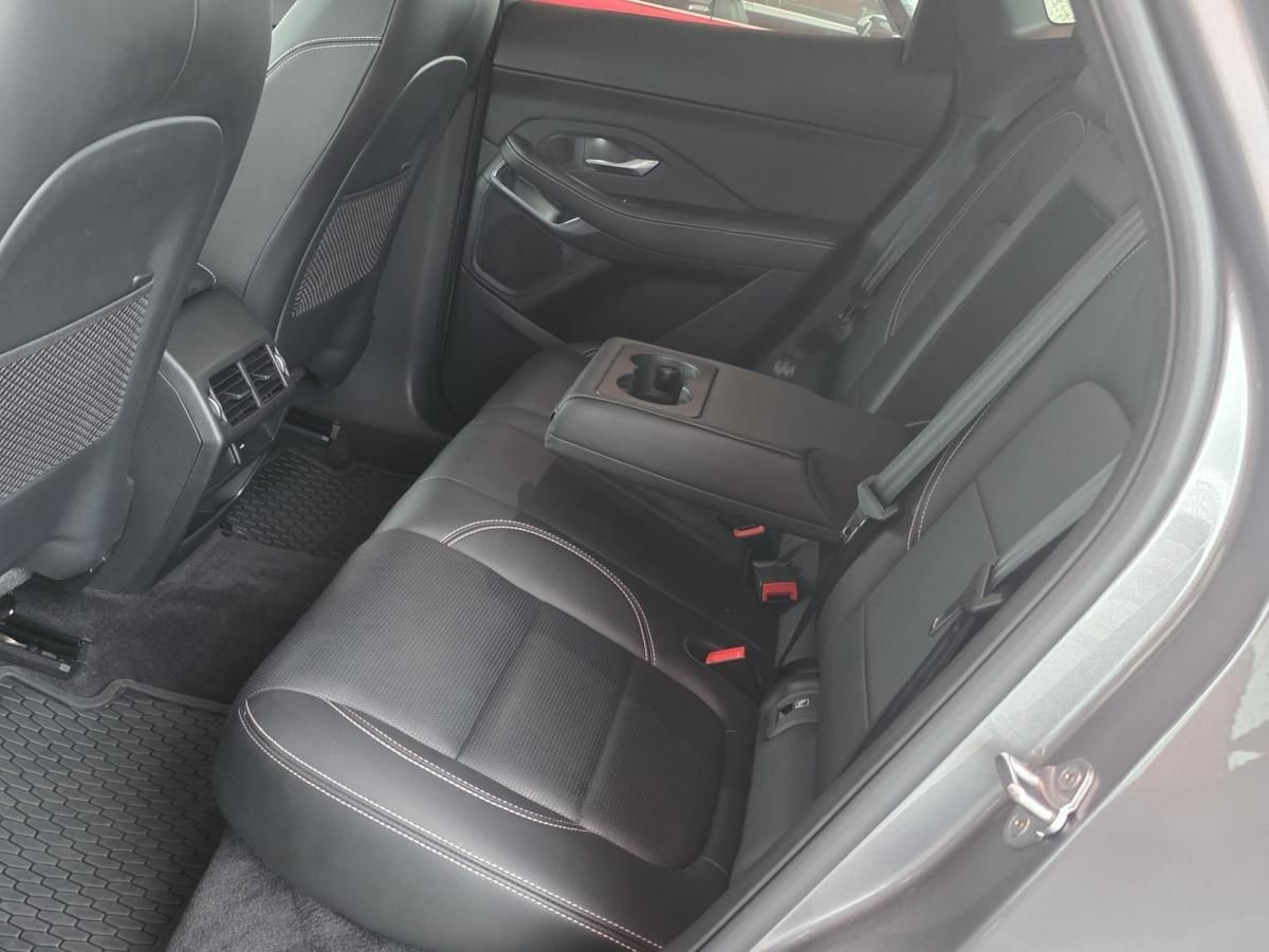 jaguar-e-pace-2023-hibrido-a-gasolina-1498cc