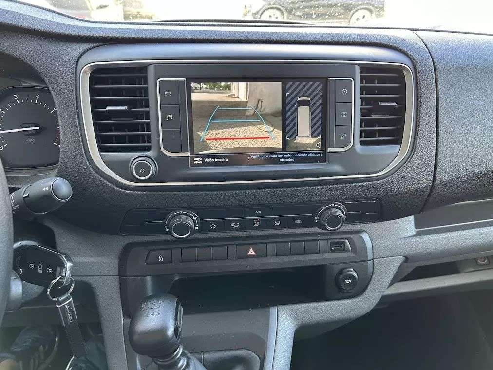 peugeot-expert-2022-diesel-1997cc