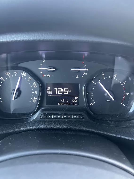 peugeot-expert-2022-diesel-1997cc