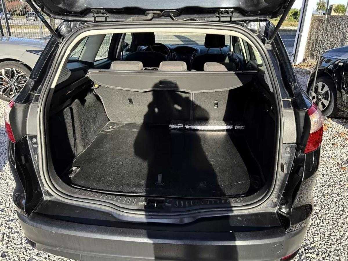 ford-focus-sw-2013-diesel-1560cc