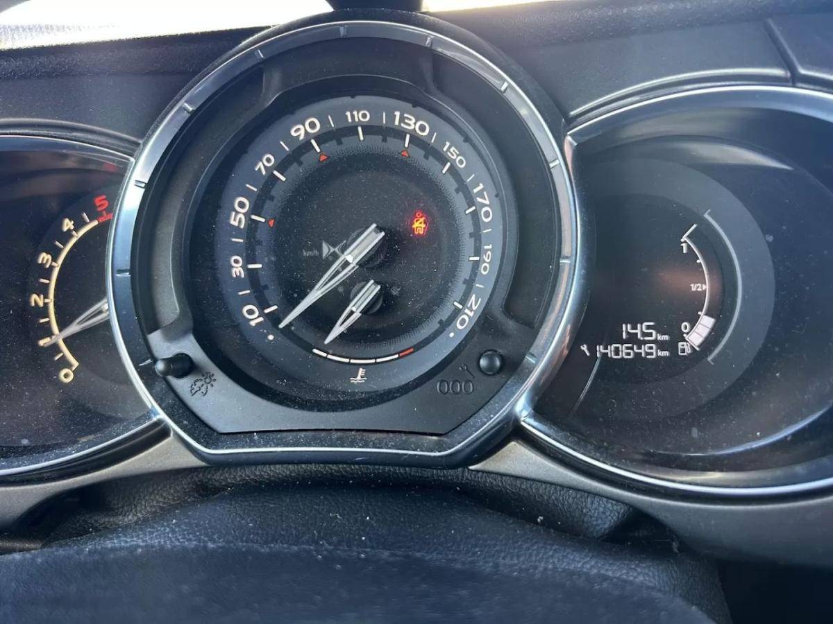 ds-ds-3-2017-diesel-1560cc