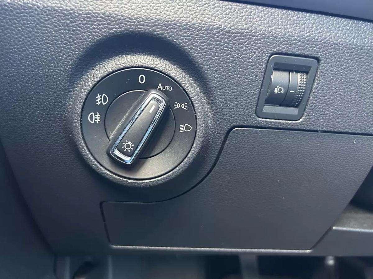 seat-ibiza-2018-gasolina-999cc