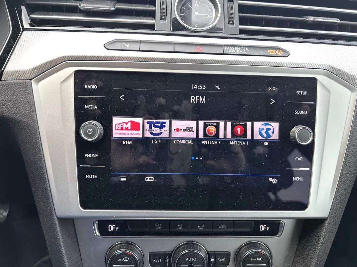 volkswagen-passat-variant-2018-diesel-1598cc