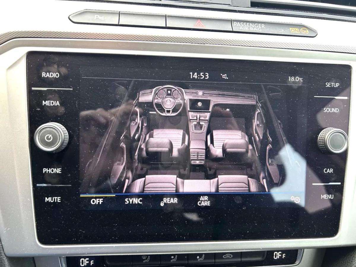 volkswagen-passat-variant-2018-diesel-1598cc