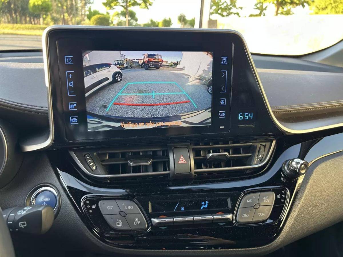 toyota-c-hr-2018-hibrido-a-gasolina-1798cc