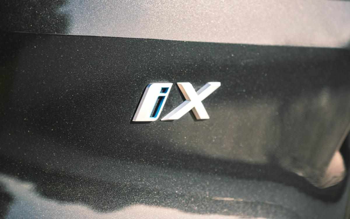 bmw-ix-xdrive40-2022-eletrico