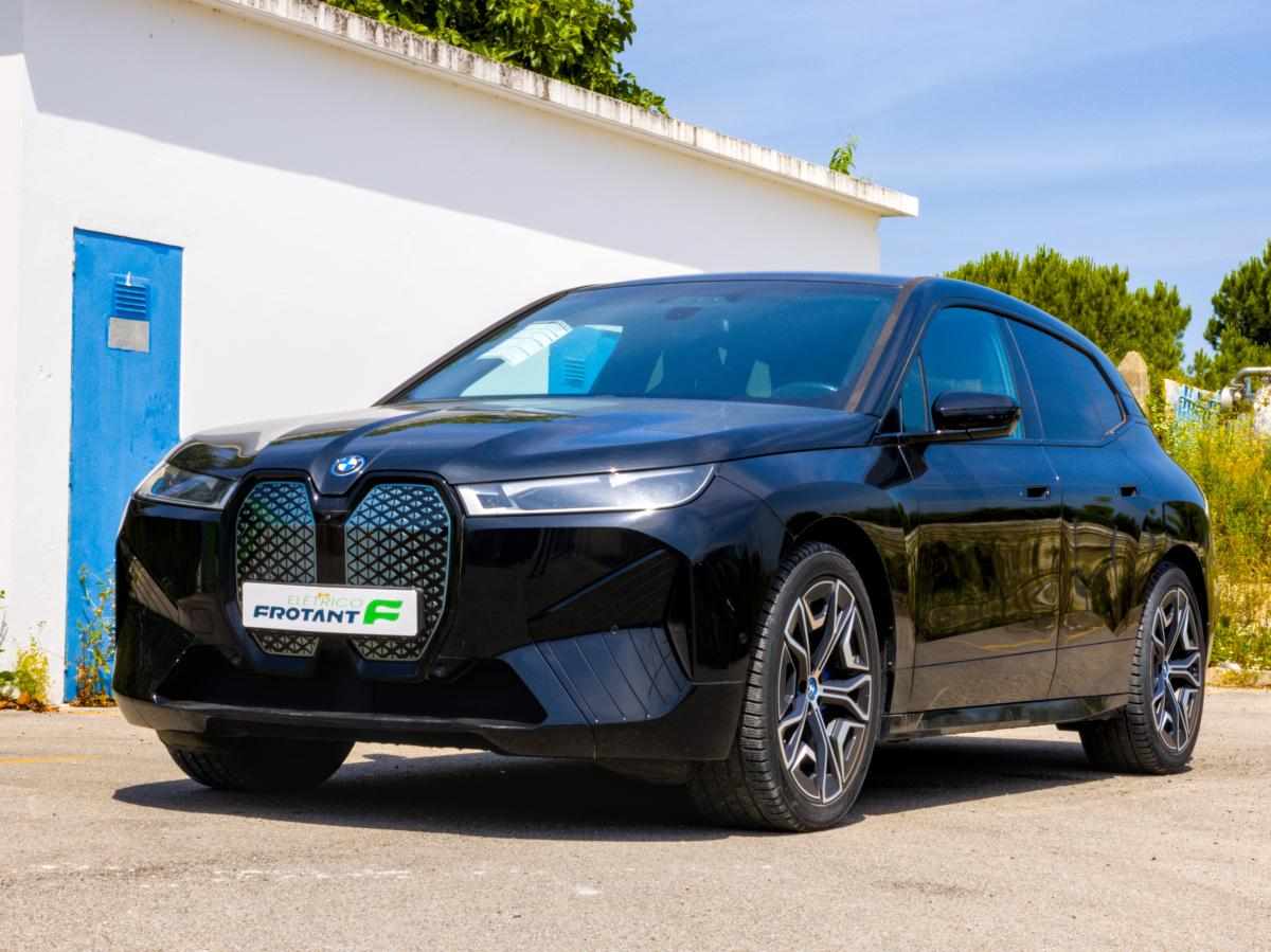 bmw-ix-xdrive40-2022-eletrico