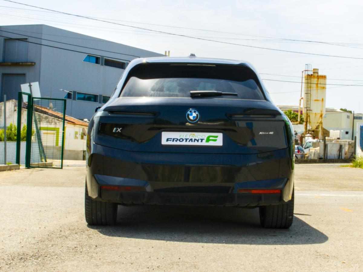 bmw-ix-xdrive40-2022-eletrico