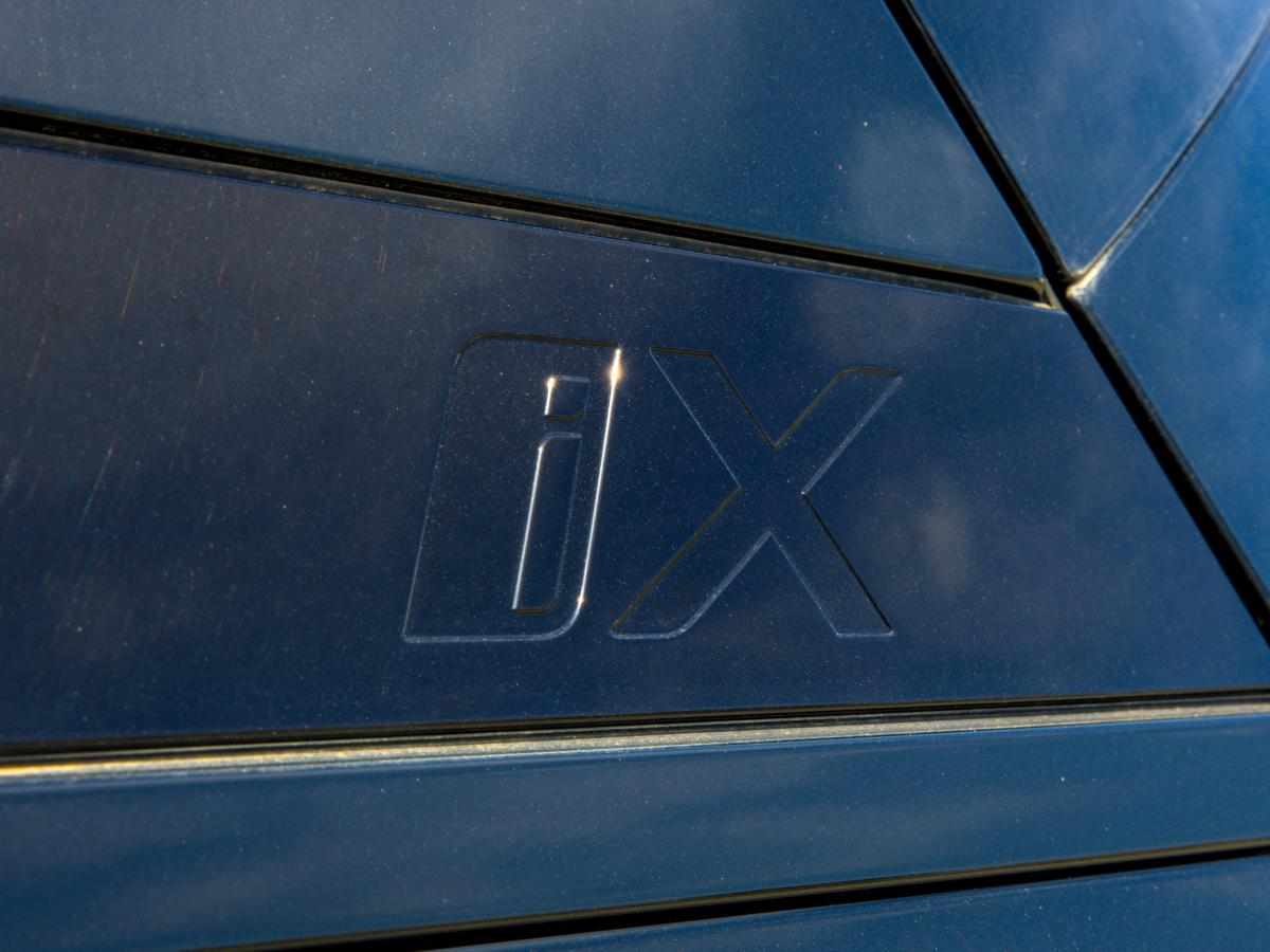 bmw-ix-xdrive40-2022-eletrico