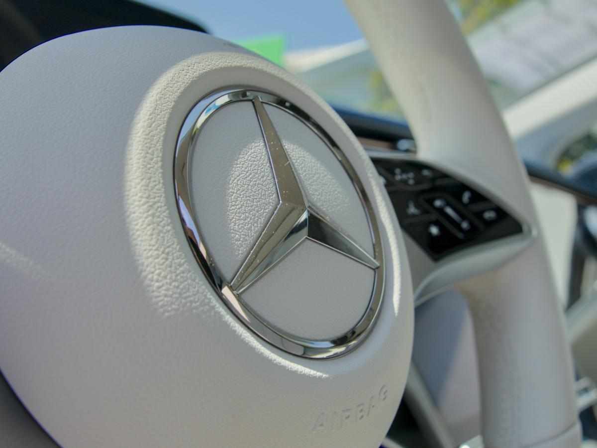 mercedes-benz-eqe-350-2024-eletrico