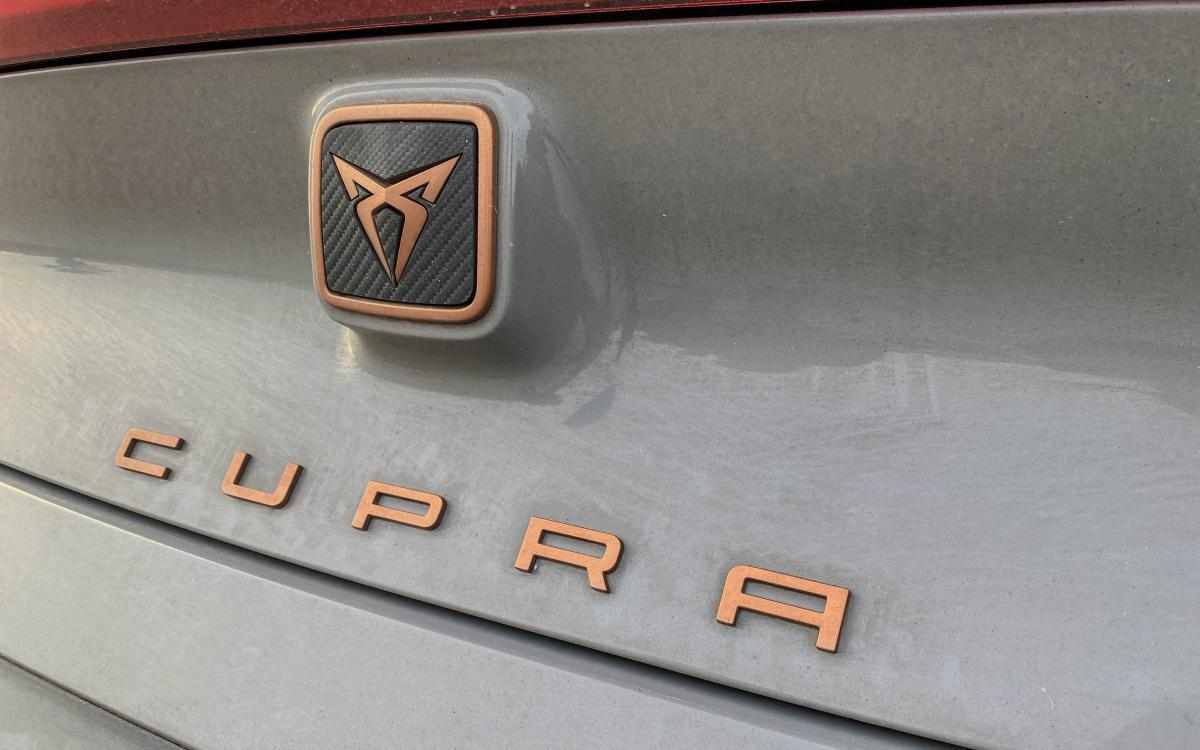cupra-born-58-kwh-2022-eletrico