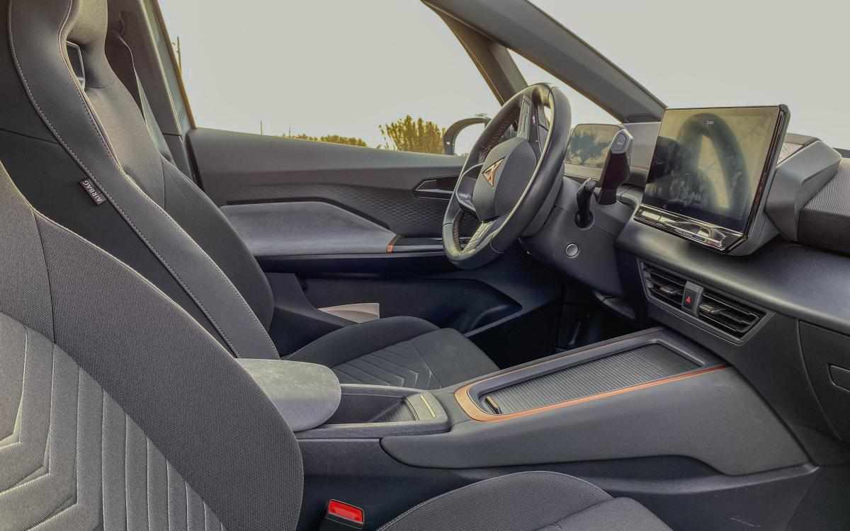 cupra-born-58-kwh-2022-eletrico