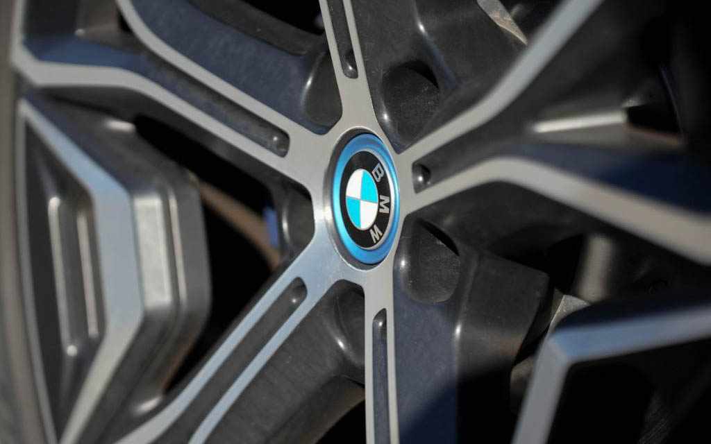 bmw-ix-xdrive40-2022-eletrico