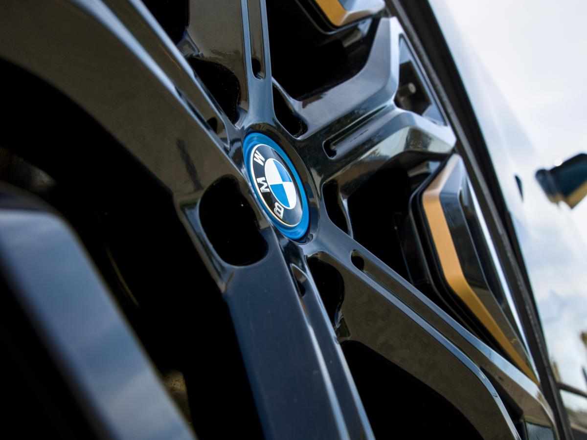 bmw-ix-xdrive40-2022-eletrico
