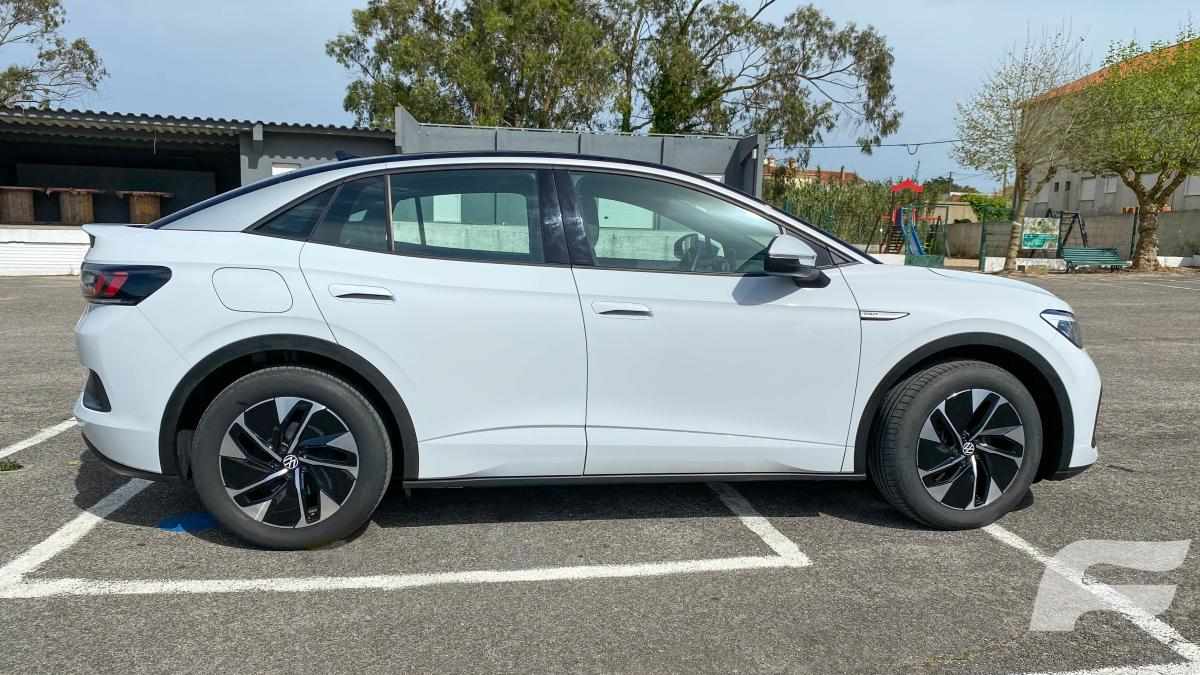volkswagen-id-5-1-geracao-2023-eletrico