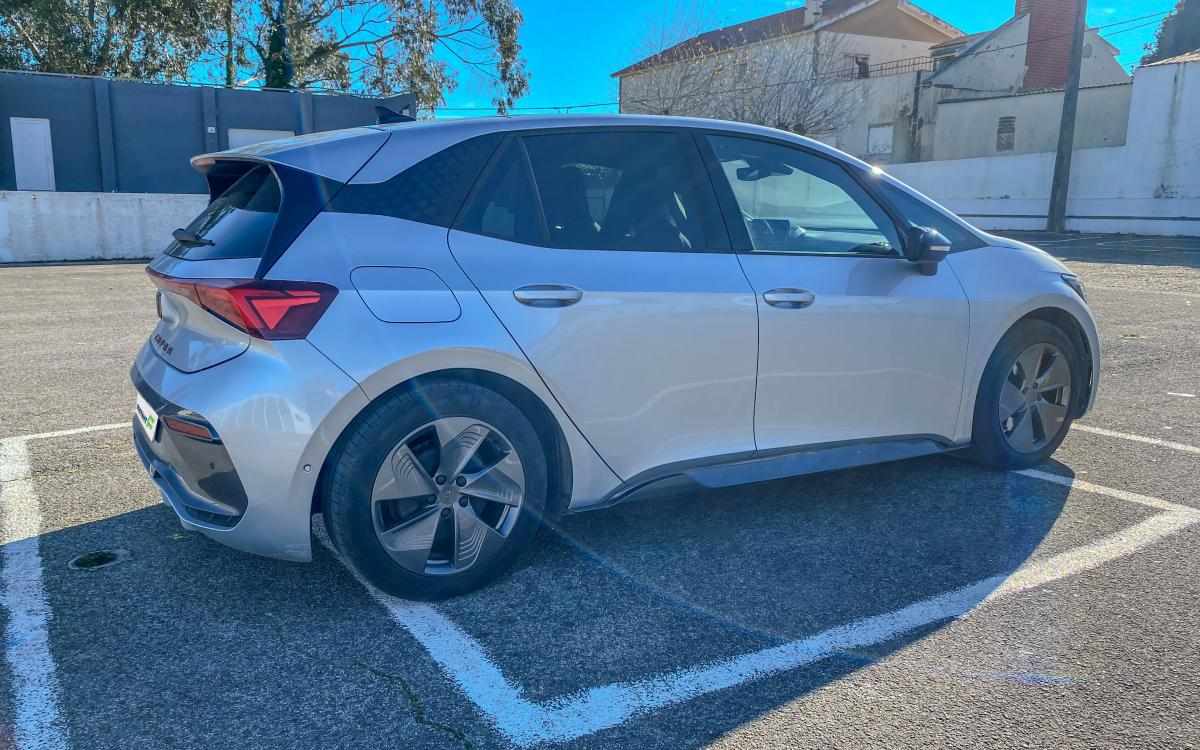 cupra-born-58-kwh-2023-eletrico
