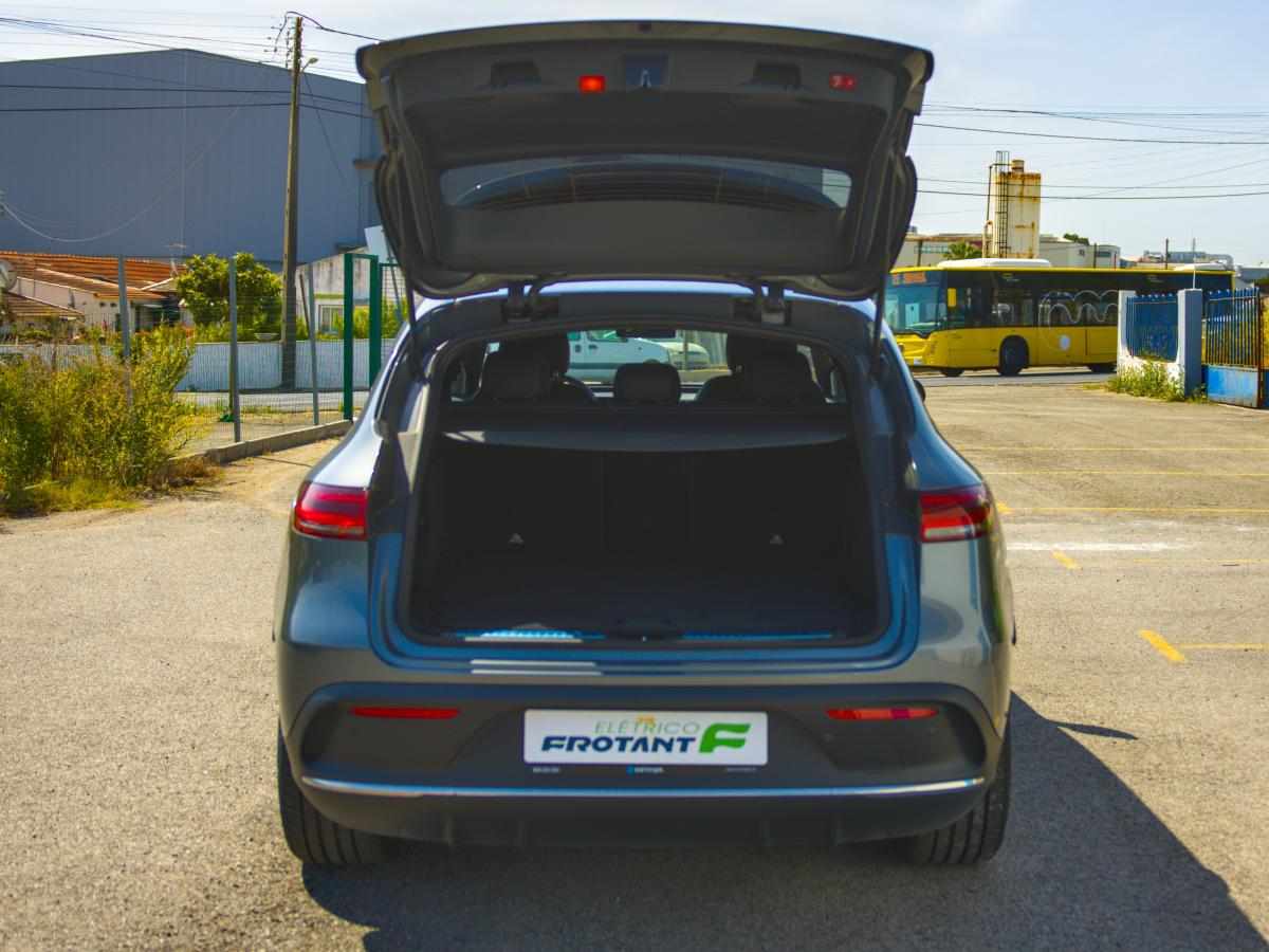 mercedes-benz-eqc-400-4matic-2023-eletrico