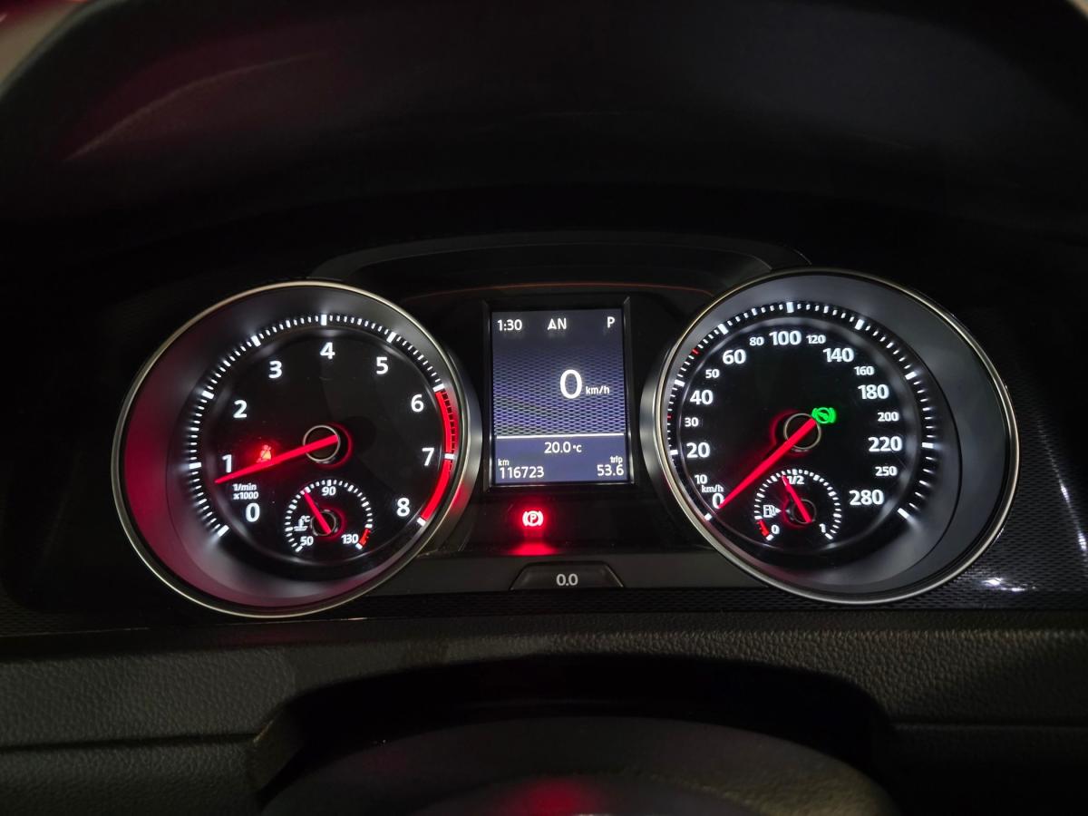 volkswagen-golf-2015-gasolina-1984cc