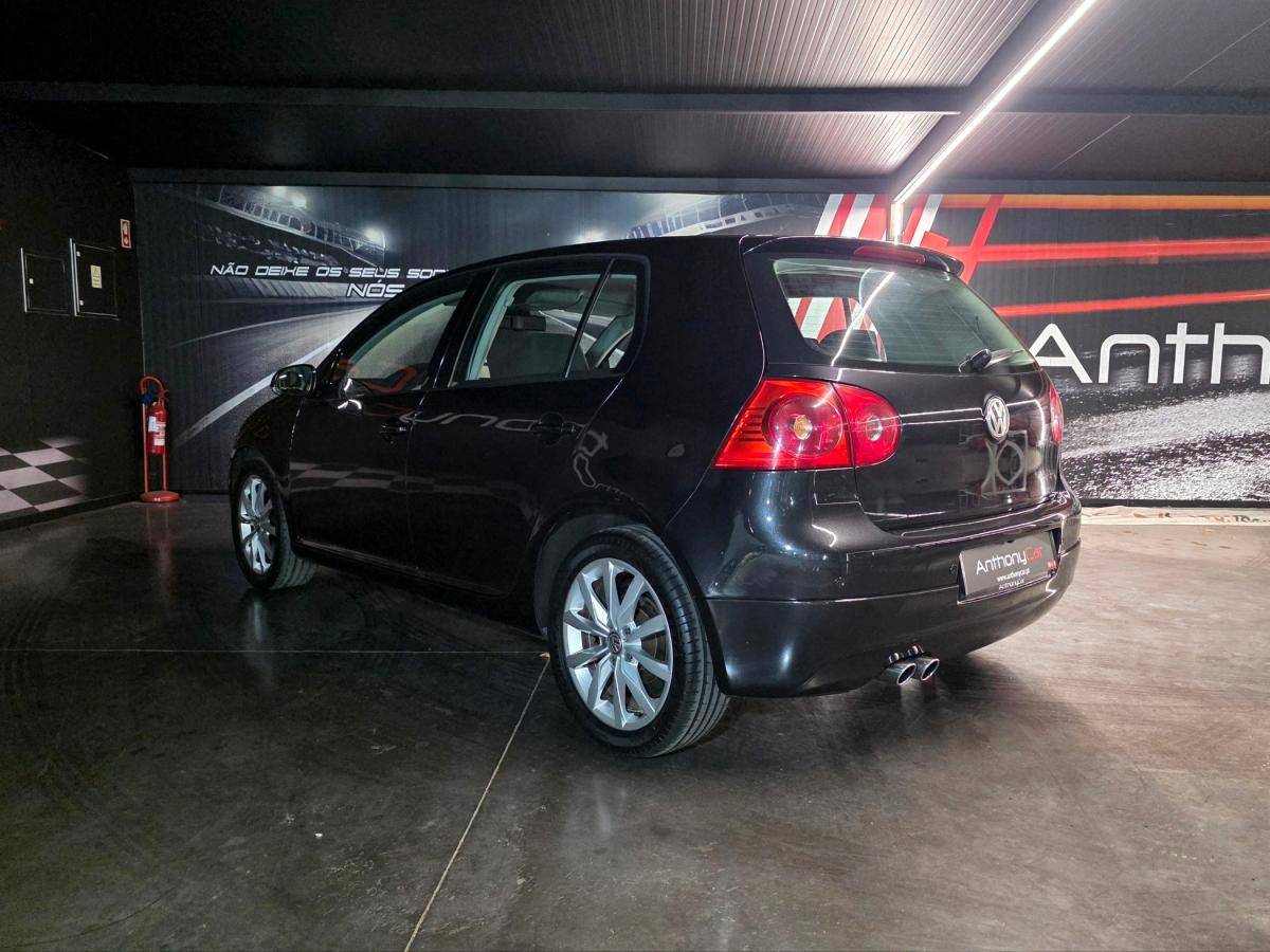 volkswagen-golf-2004-diesel-1896cc