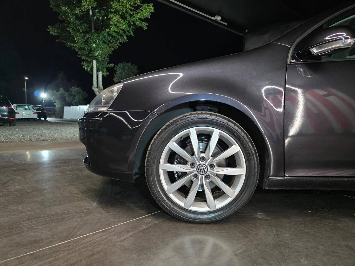 volkswagen-golf-2004-diesel-1896cc