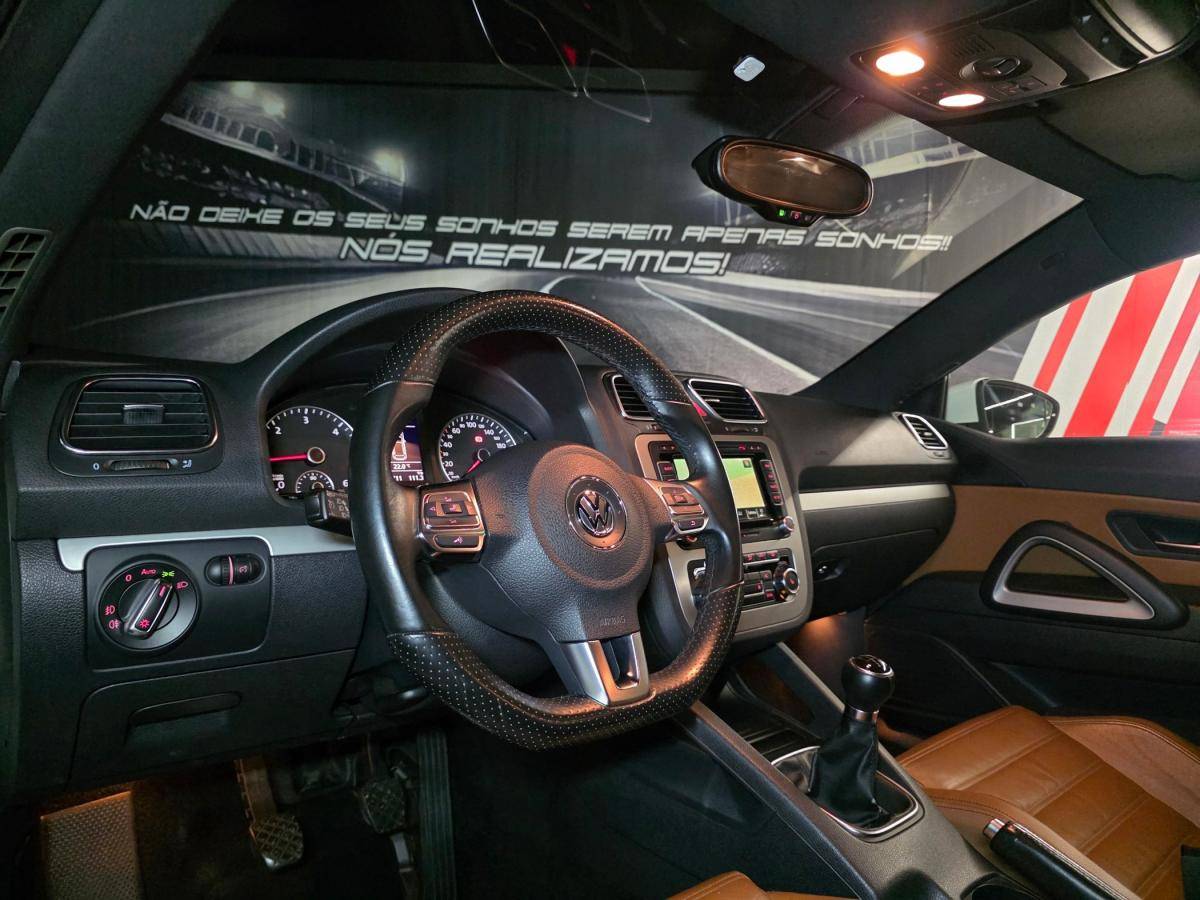 volkswagen-scirocco-2010-diesel-1968cc