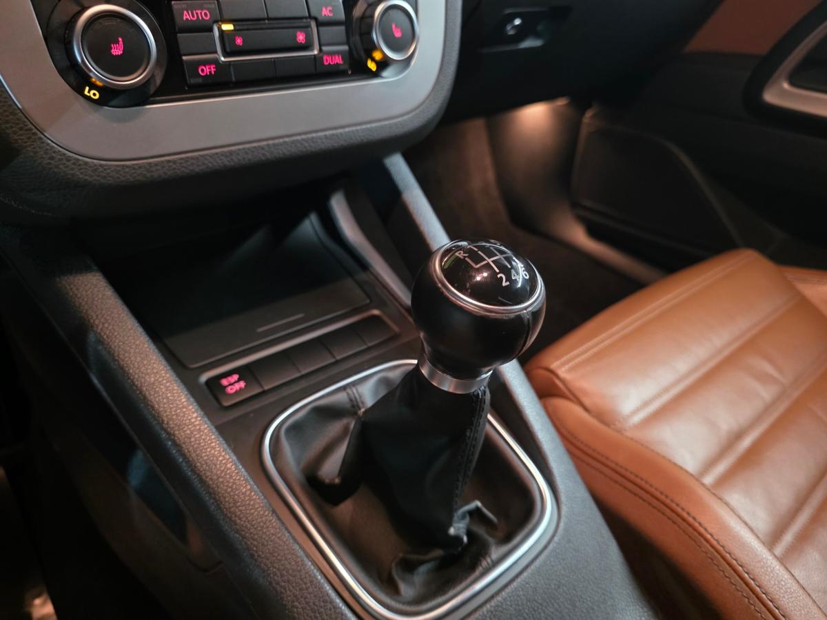 volkswagen-scirocco-2010-diesel-1968cc