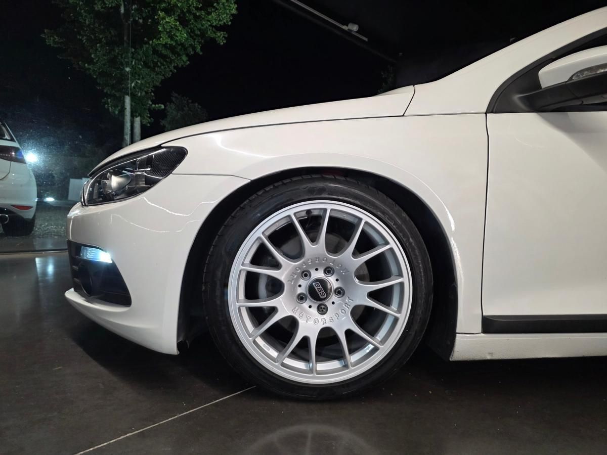 volkswagen-scirocco-2010-diesel-1968cc