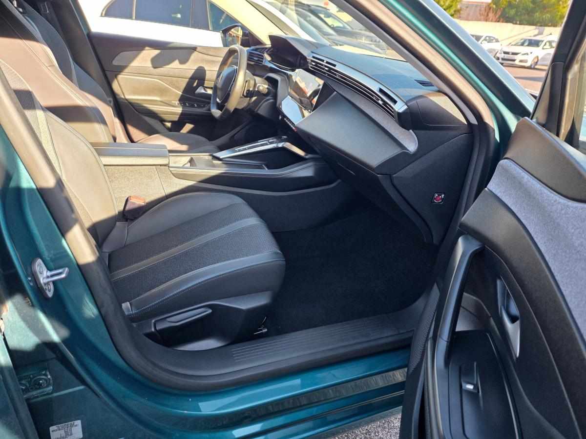 peugeot-308-1-6-hybrid-2022-gasolina-1598cc