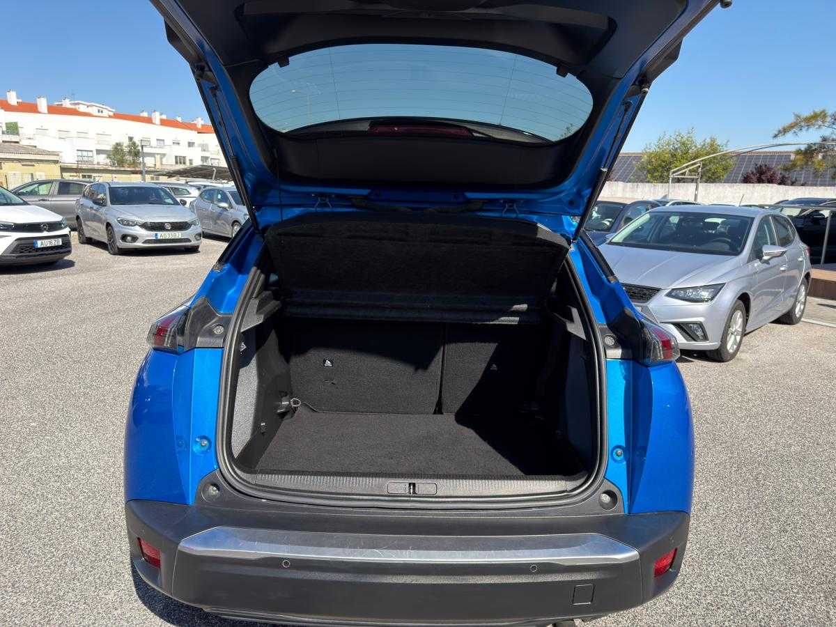 peugeot-2008-2022-gasolina-1199cc