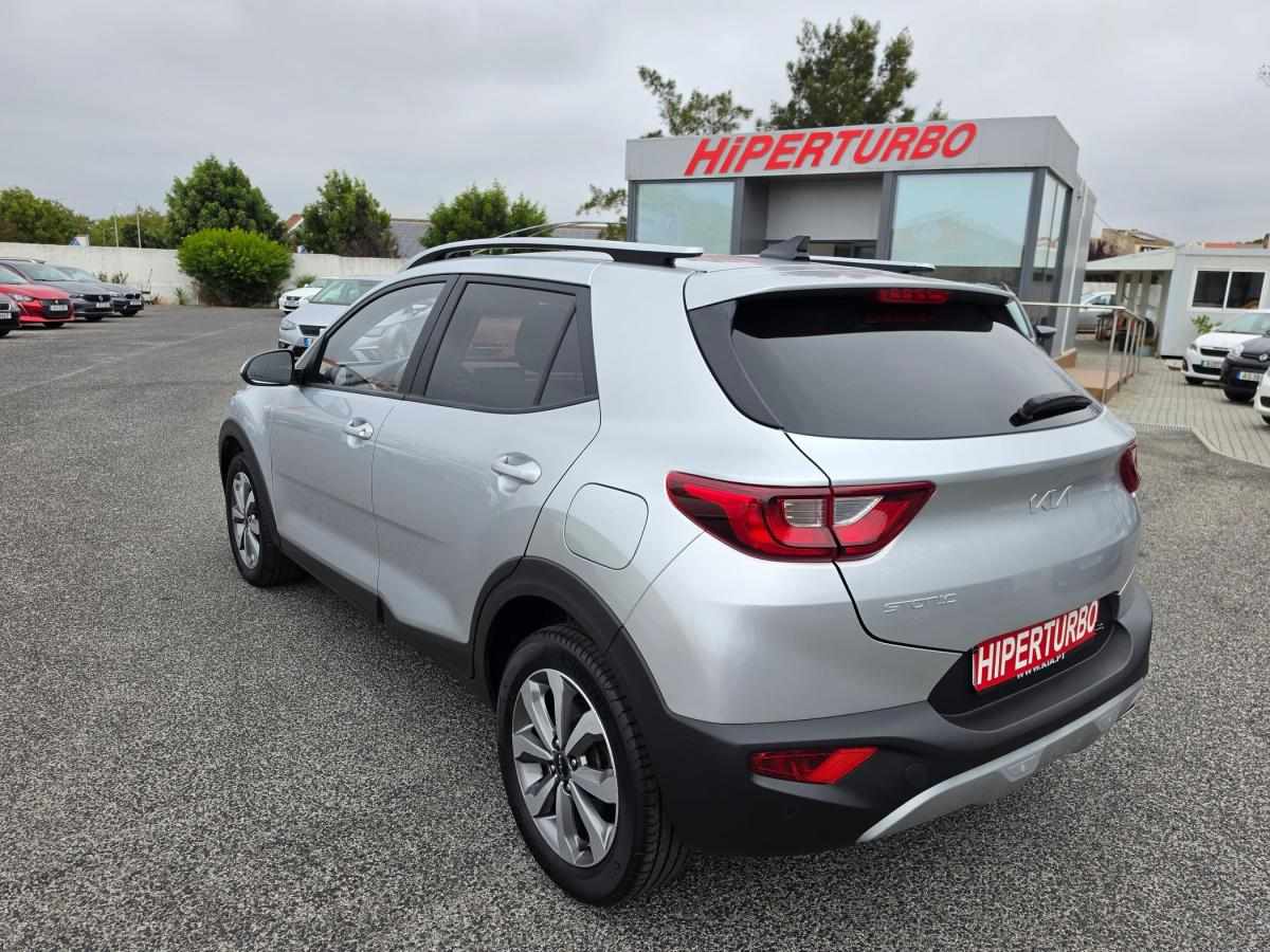 kia-stonic-2024-gasolina-1197cc